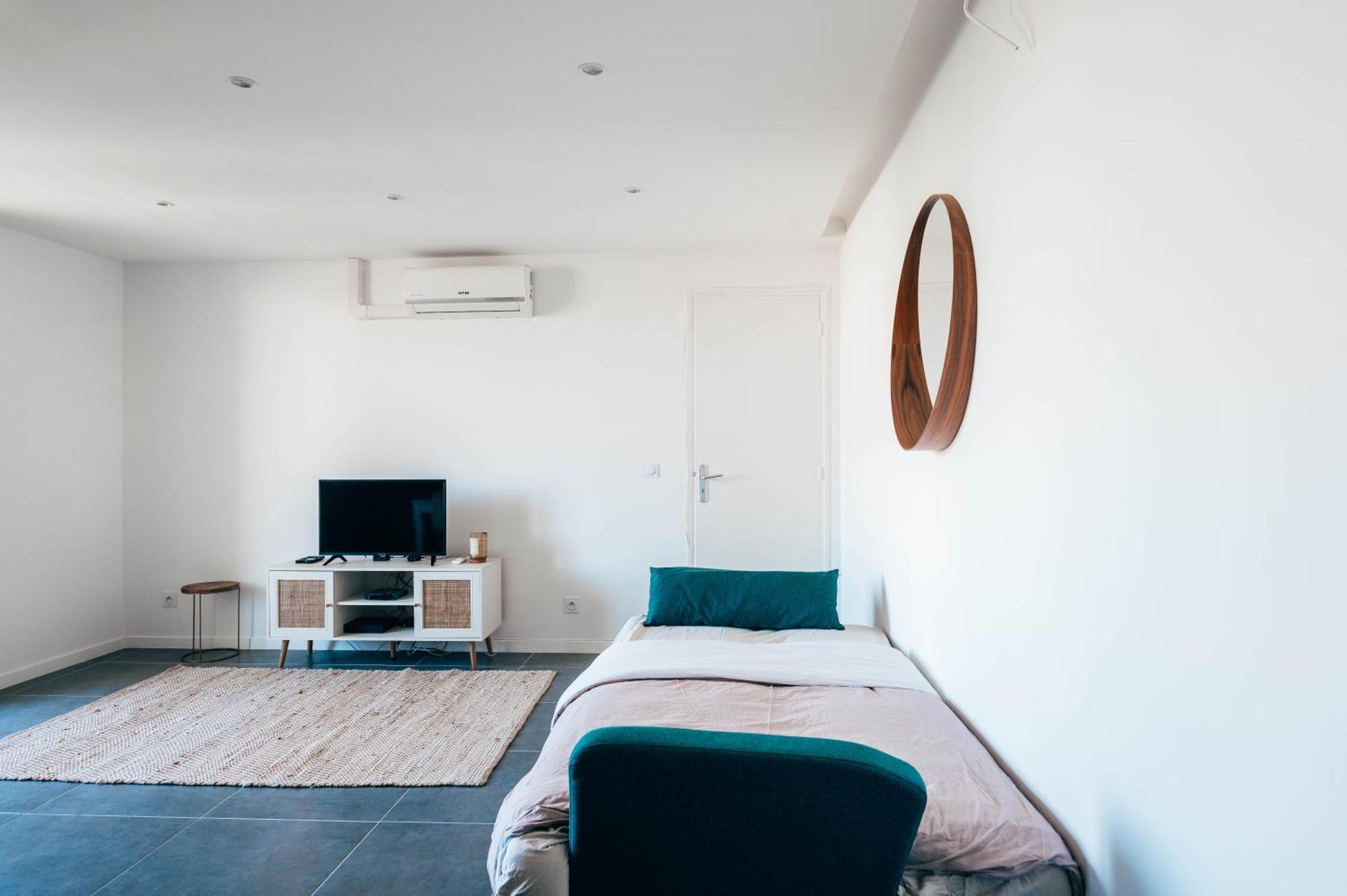 Velodrome 6 Couchages Avec Clim Apartment Марсилия Екстериор снимка